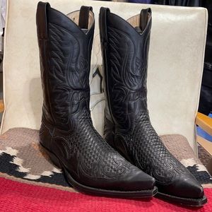 VTG cowboy boots